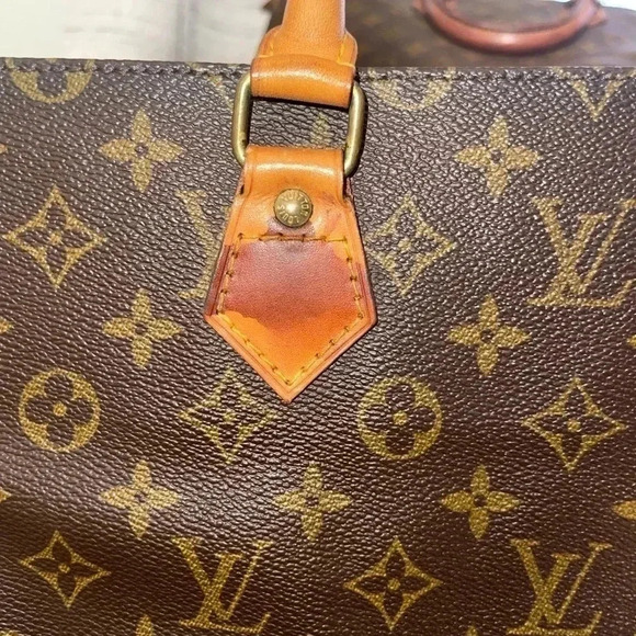 Louis Vuitton Sac Plat handbag. - Picture 7 of 11